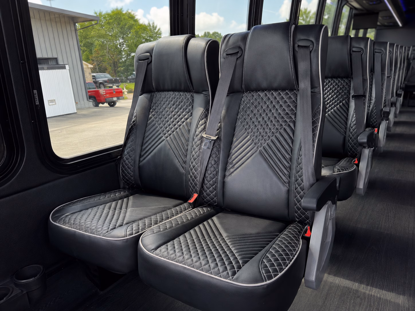 shuttle services for airline crews and airport staff in midland